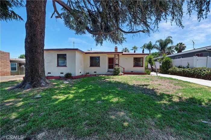 photo 2: 1321 Normandy Terrace, Corona CA 92882