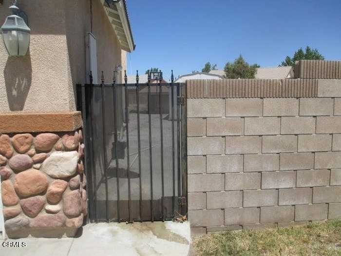 photo 15: 2111 Janet Drive, Lancaster CA 93536