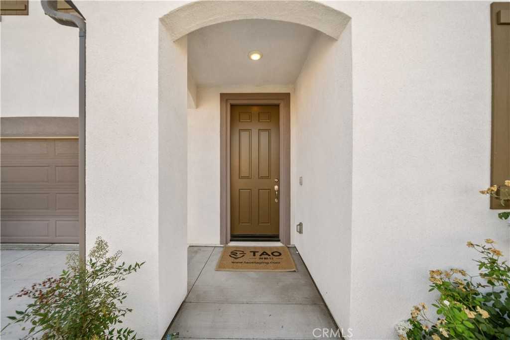 photo 3: 15543 Avenger Dr., Moreno Valley CA 92551