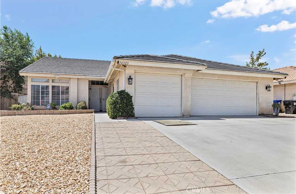 photo 1: 14323 Hillsborough Drive, Victorville CA 92392