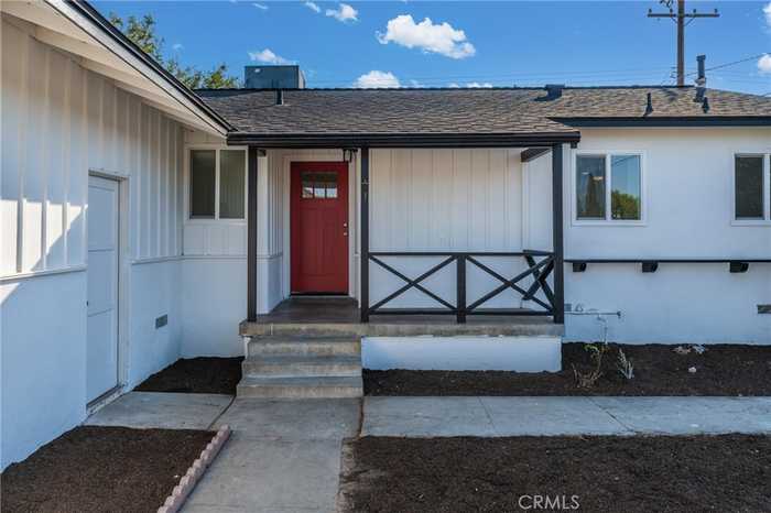 photo 2: 5414 Kent Avenue, Riverside CA 92503