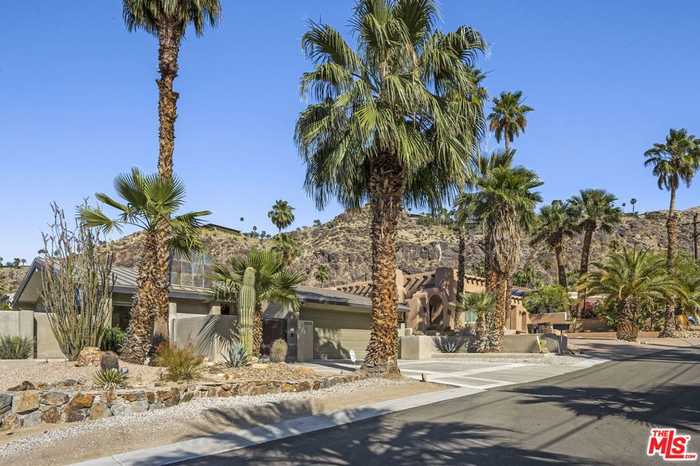 photo 2: 2270 E Smokewood Avenue, Palm Springs CA 92264