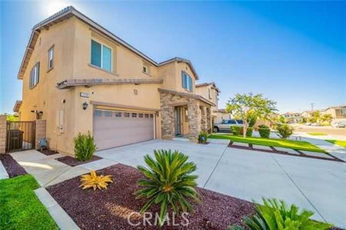 photo 1: 7230 Melody Drive, Fontana CA 92336