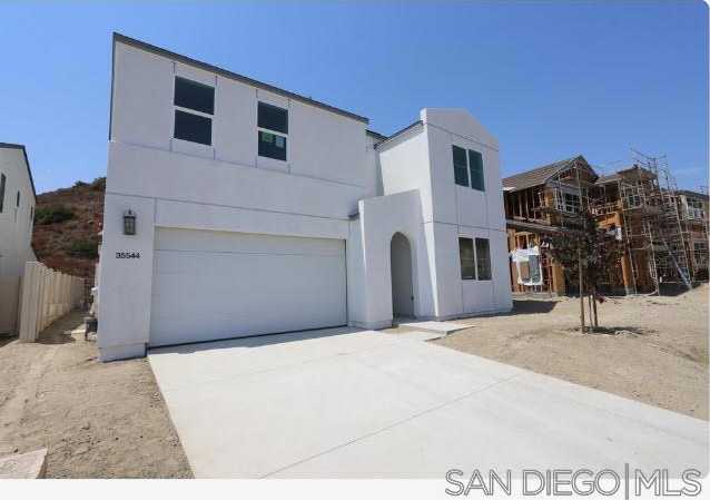 photo 1: 35544 Orchard Trails Unit 360, Fallbrook CA 92028