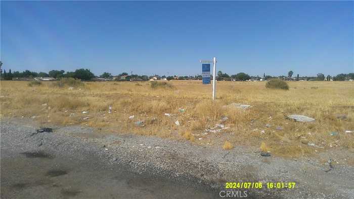 photo 1: 27TH STE VIC AVE R10 STE Street E, Palmdale CA 93550