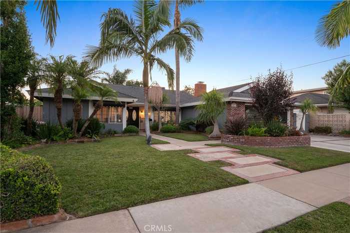 photo 2: 14571 Acacia Drive, Tustin CA 92780