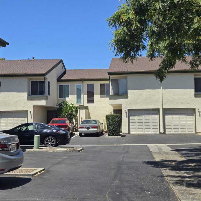 photo 2: 5450 Kiowa Dr. Unit 81, La Mesa CA 91942