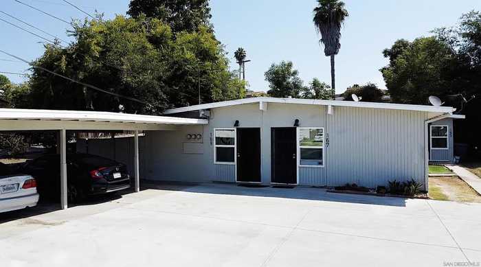 photo 1: 165 169 Plymouth Dr, Vista CA 92083