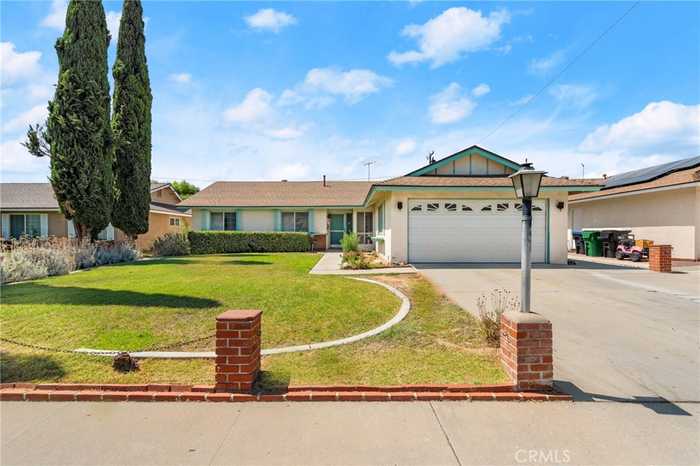 photo 1: 12771 Cobblestone Circle, Riverside CA 92503