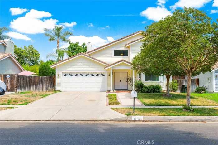 photo 2: 1204 Darlene Court, Redlands CA 92374