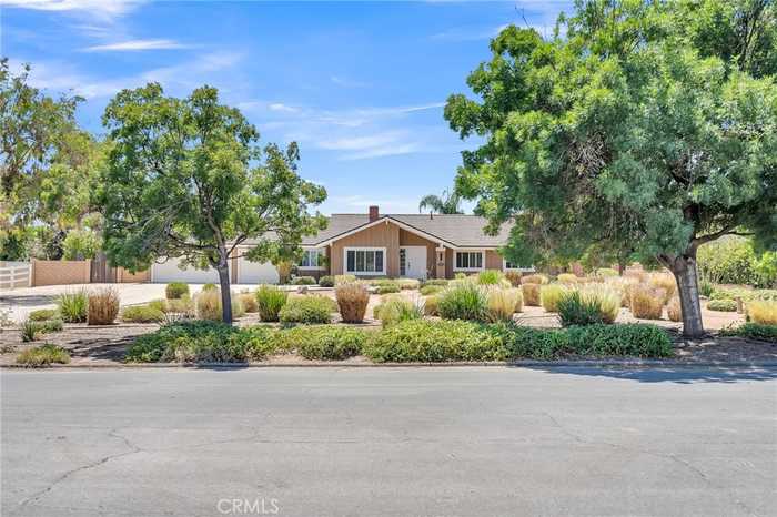 photo 2: 16851 Tava Lane, Riverside CA 92504