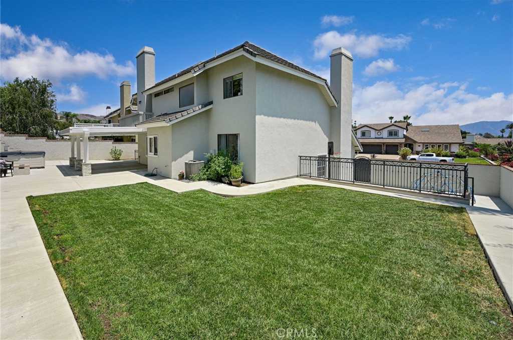 photo 2: 4373 MAHOGANY Circle, Yorba Linda CA 92886