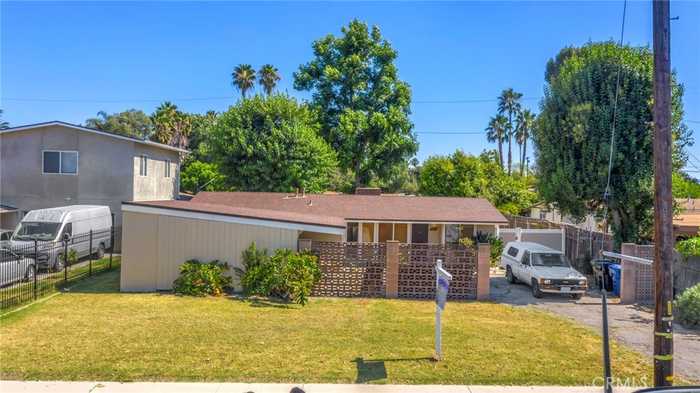 photo 1: 19350 Lanark Street, Reseda CA 91335