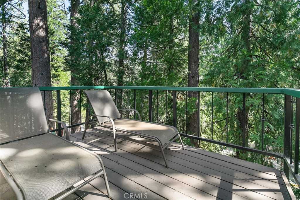 photo 2: 27473 Sugar Pine Drive, Lake Arrowhead CA 92352