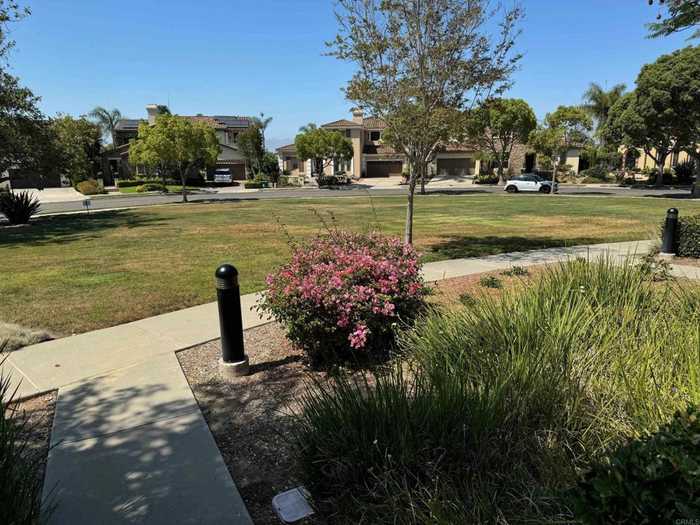 photo 2: 7675 Concerto Lane, San Diego CA 92127