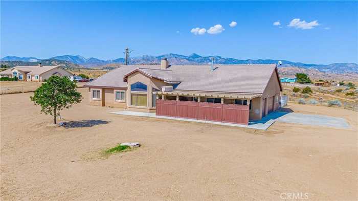 photo 2: 6929 Rattlesnake Road, Phelan CA 92371