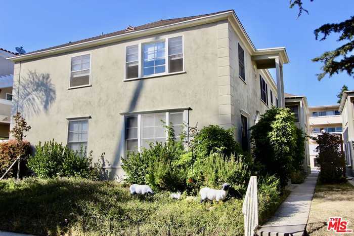 photo 2: 917 12th Street, Santa Monica CA 90403