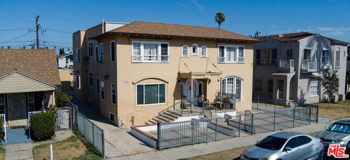 photo 2: 1427 S Norton Avenue, Los Angeles CA 90019