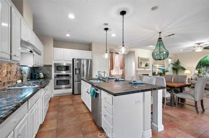 photo 2: 37 Hathaway, Irvine CA 92620