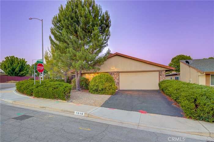 photo 1: 1816 Marigold Lane, Paso Robles CA 93446