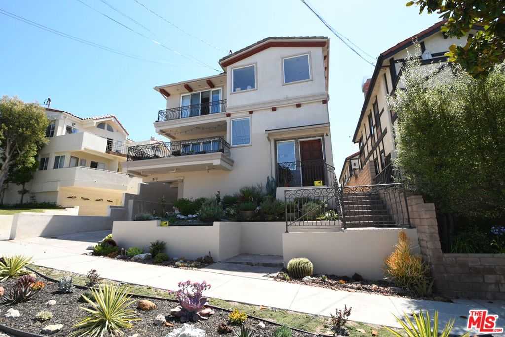 photo 1: 513 N Irena Avenue, Redondo Beach CA 90277