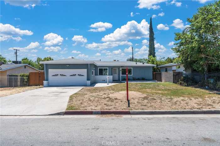 photo 2: 1395 Pumalo Street, San Bernardino CA 92404