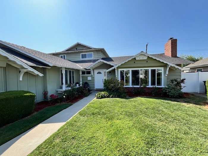 photo 1: 3092 Inverness Drive, Rossmoor CA 90720