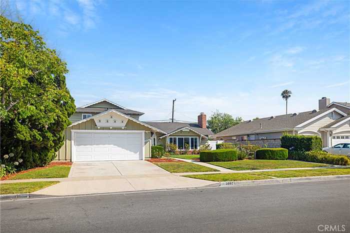 photo 2: 3092 Inverness Drive, Rossmoor CA 90720