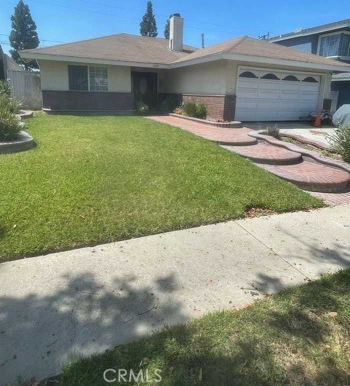 photo 1: 1432 E Gladwick Street, Carson CA 90746