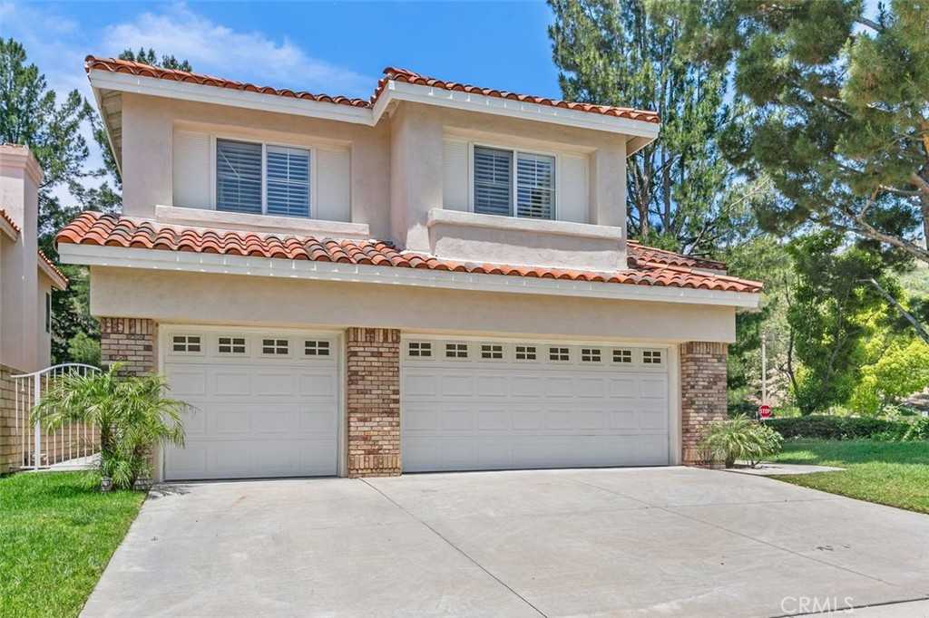 photo 3: 892 S Briar Rose Lane, Anaheim Hills CA 92808