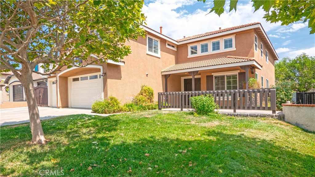 photo 3: 23410 Sycamore Creek Avenue, Murrieta CA 92562