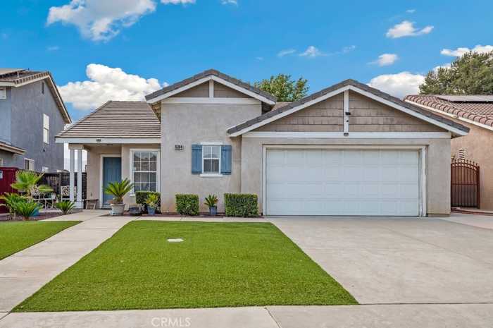 photo 1: 15384 Bolero Drive, Fontana CA 92337