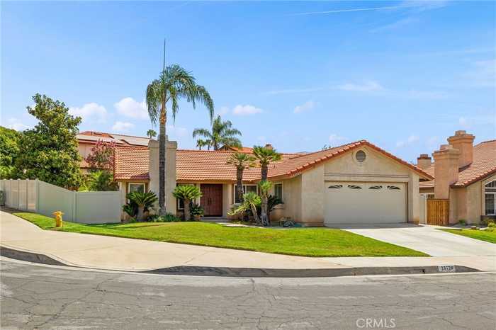 photo 2: 23720 Hazelwood Drive, Moreno Valley CA 92557