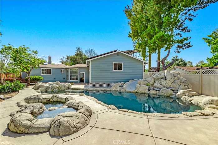 photo 1: 1553 Ranchwood Lane, Fallbrook CA 92028