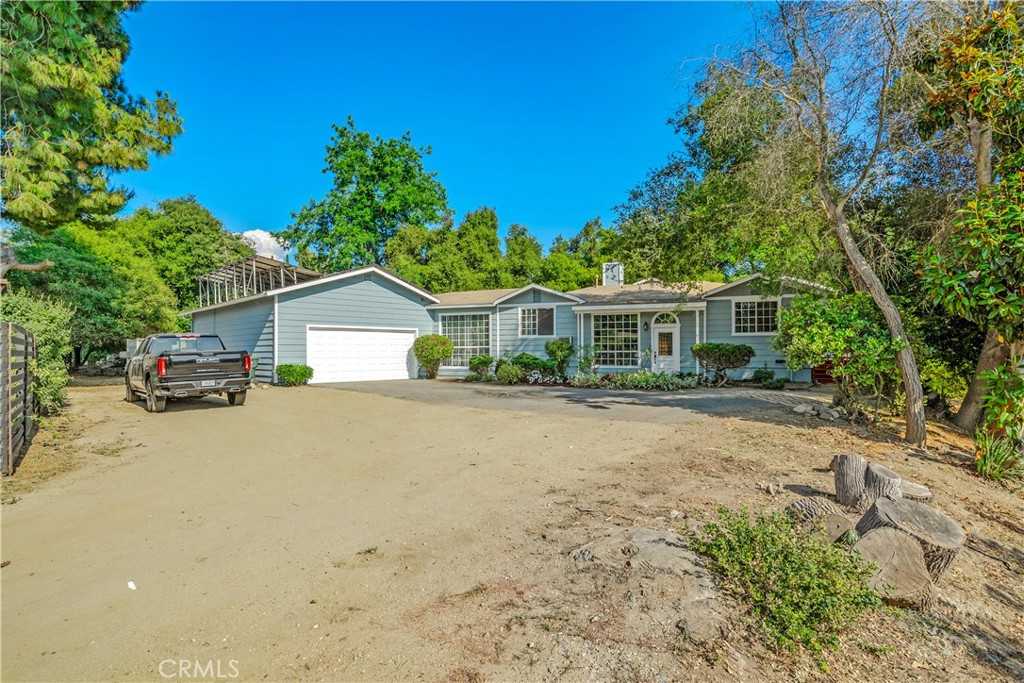 photo 3: 1553 Ranchwood Lane, Fallbrook CA 92028