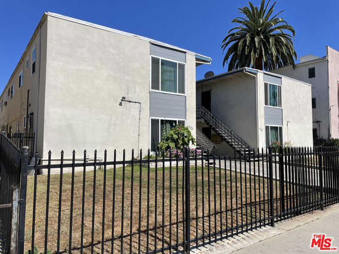 photo 2: 1532 S Wilton Place, Los Angeles CA 90019