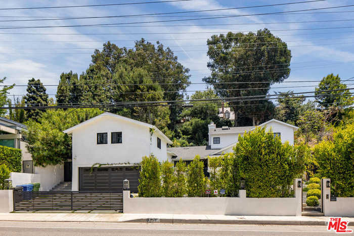 photo 37: 252 N Kenter Avenue, Los Angeles CA 90049