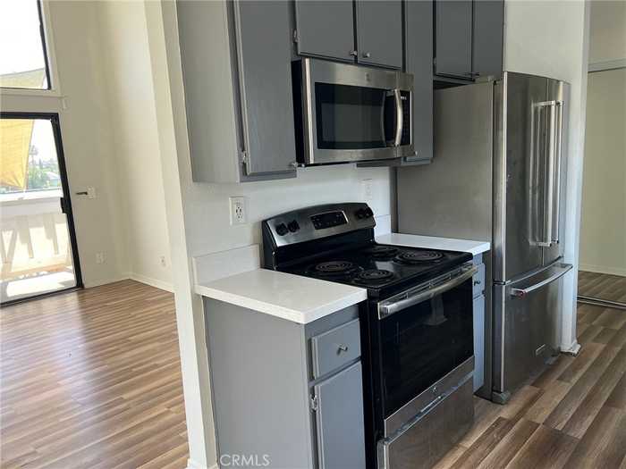 photo 14: 2332 E 17th Street Unit 318, Long Beach CA 90804