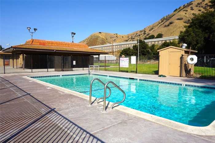 photo 2: 4901 Green River Road Unit 7, Corona CA 92880