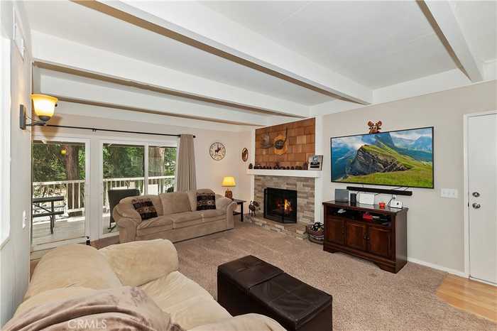 photo 2: 209 Cool Creek Lane Unit 10, Lake Arrowhead CA 92352