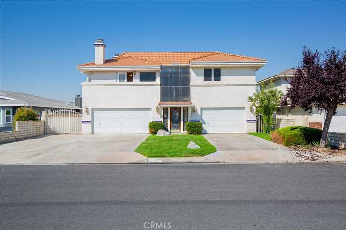 photo 1: 13630 Sea Gull Drive, Victorville CA 92395