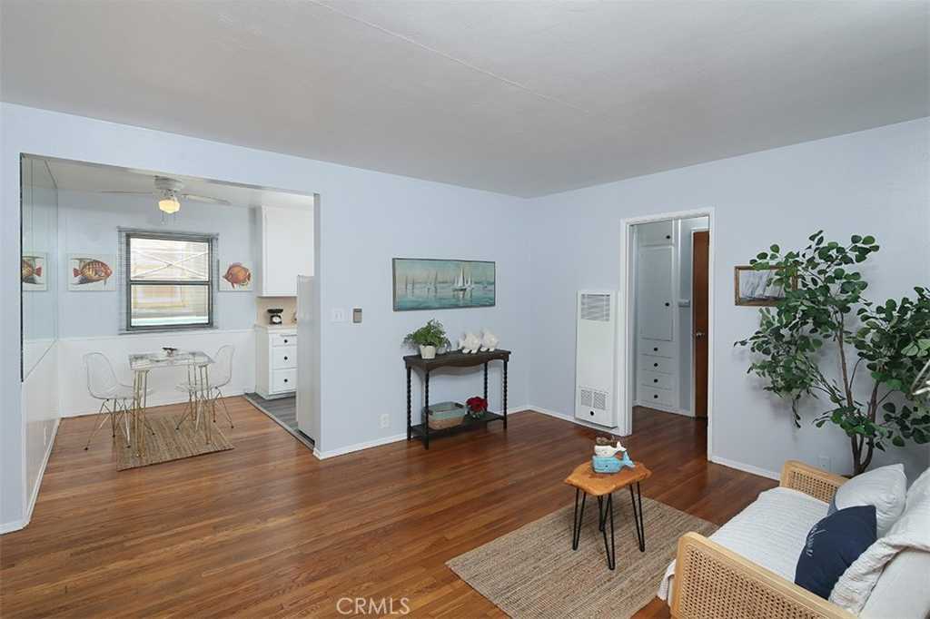 photo 2: 1047 E 1st Street Unit 9, Long Beach CA 90802