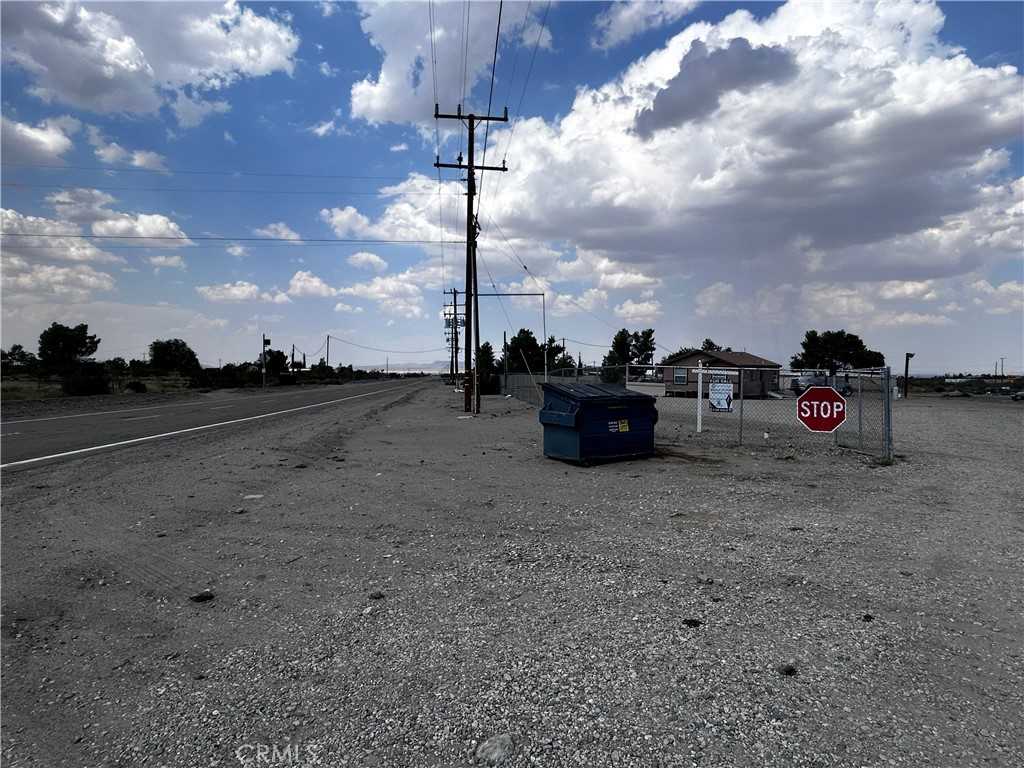 photo 2: 13983 Sheep Creek Road, Phelan CA 92371