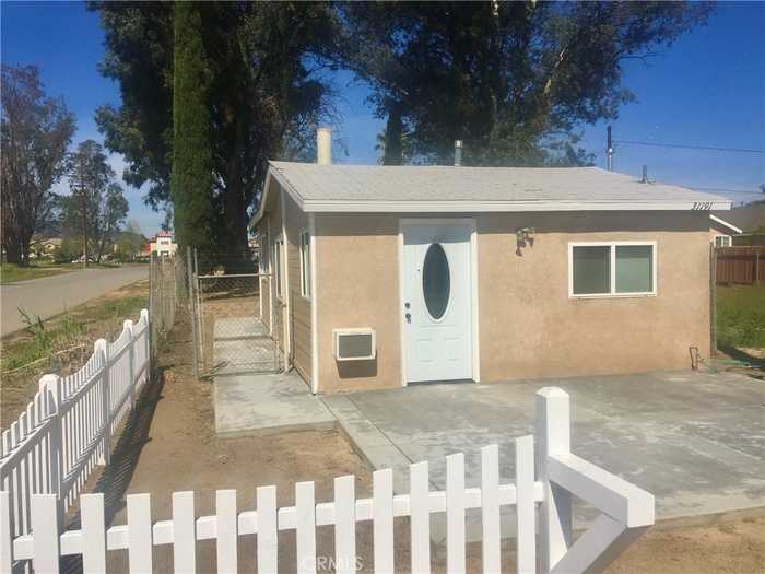 photo 2: 31191 Illinois Street, Lake Elsinore CA 92530