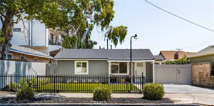 photo 1: 1470 Orizaba Avenue, Long Beach CA 90804