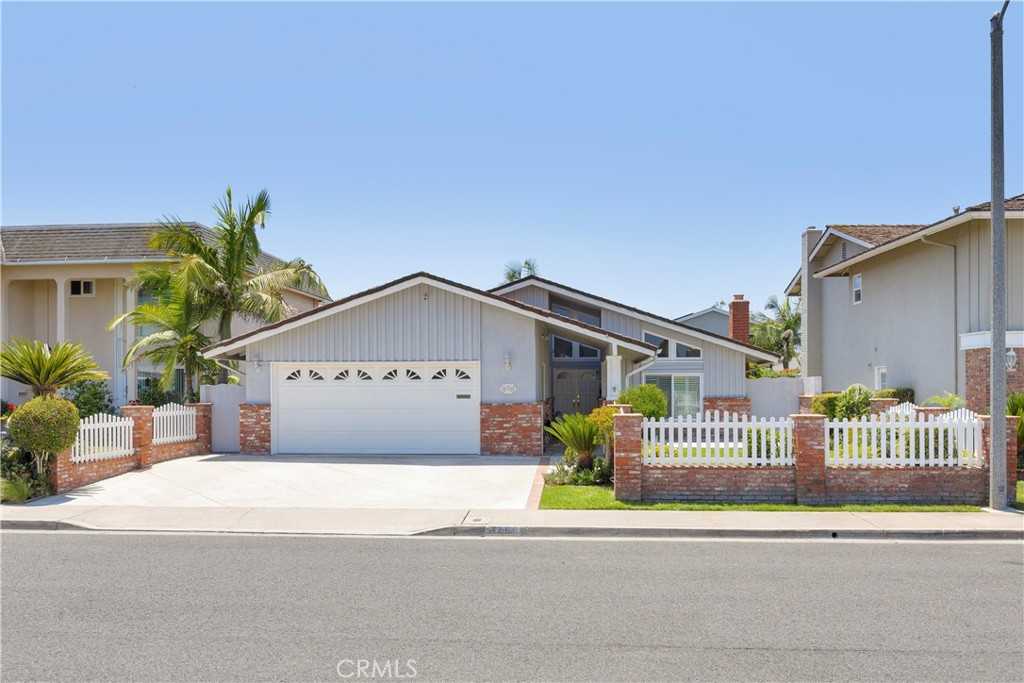 photo 1: 4788 Dogwood Avenue, Seal Beach CA 90740