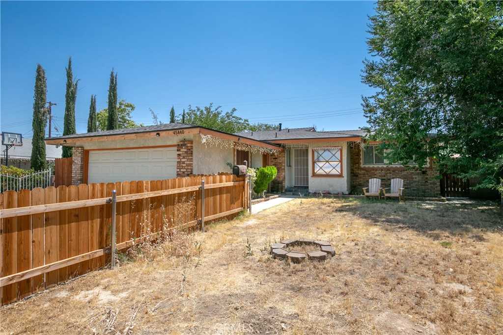 photo 2: 45440 13th Street W, Lancaster CA 93534