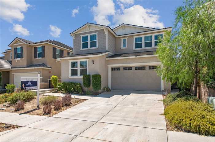 photo 2: 9727 La Vine Court, Rancho Cucamonga CA 91701