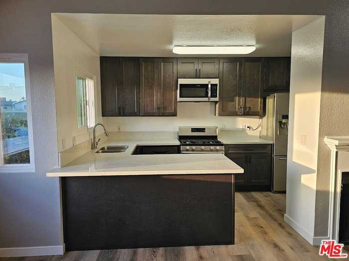 photo 1: 4321 Lennox Boulevard Unit 8, Inglewood CA 90304