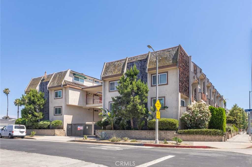 photo 2: 4660 Coldwater Canyon Avenue Unit 22, Studio City CA 91604